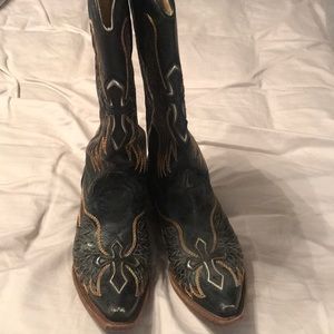 Ladies Cowgirl boots